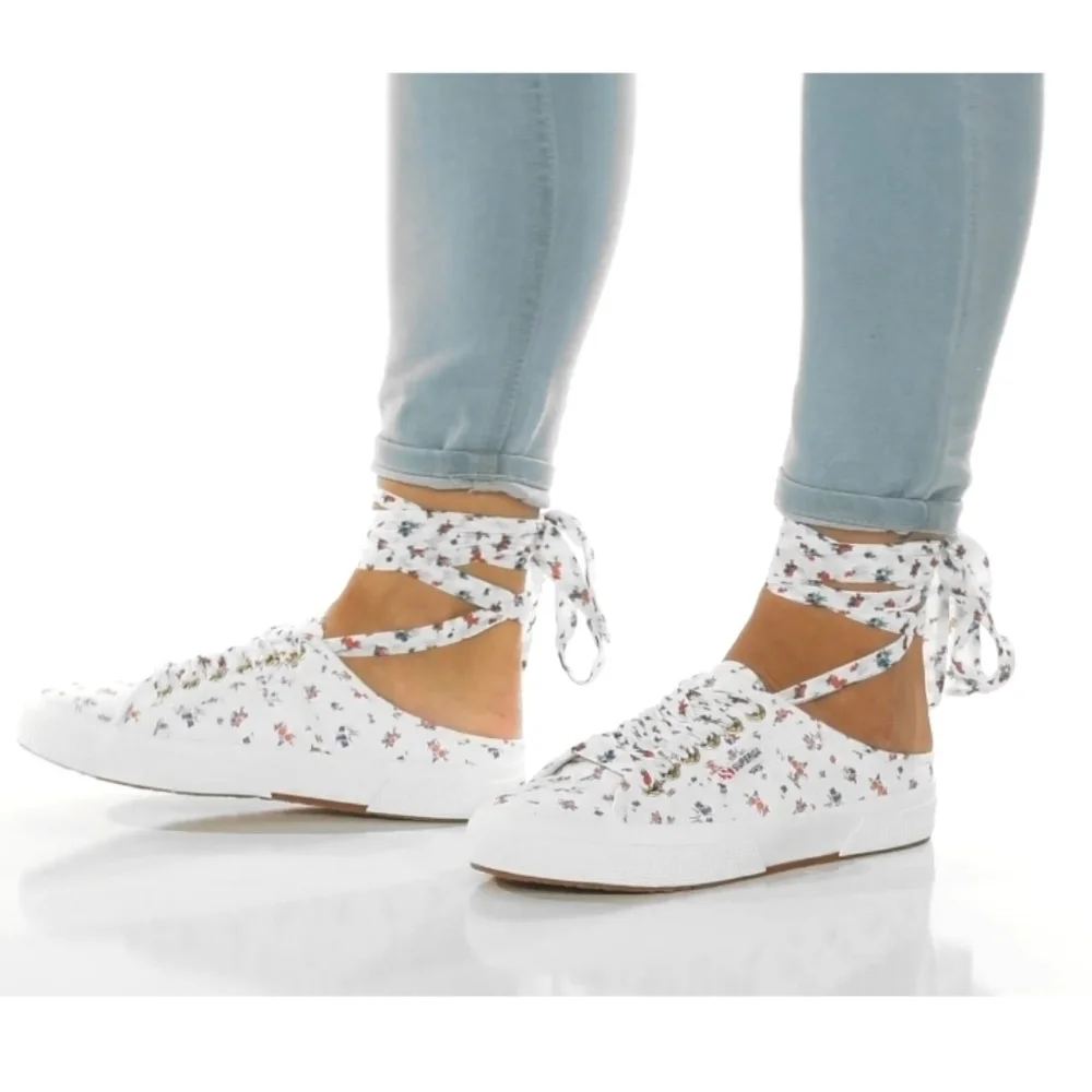 Superga 2402 Floral Ankle Tie Sneakers Size 8.5M